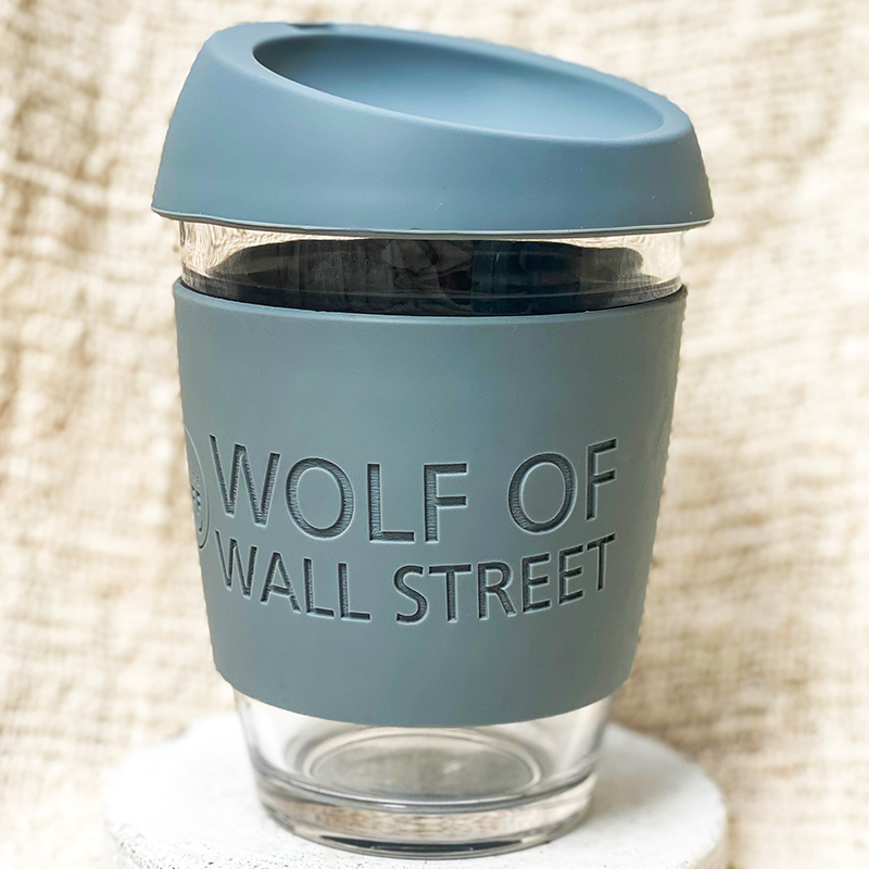 wolf_of_wall_street_funny_present_for_dad_boss_banker_trader_financial_investor